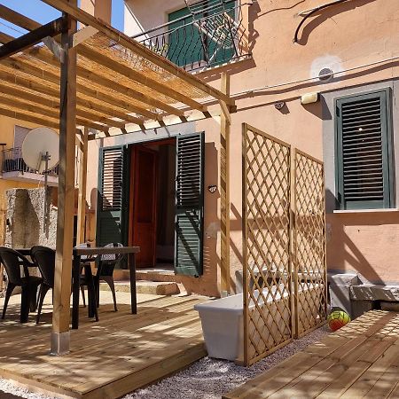 Appartamento Corallo With Private Garden Olbia Exteriör bild